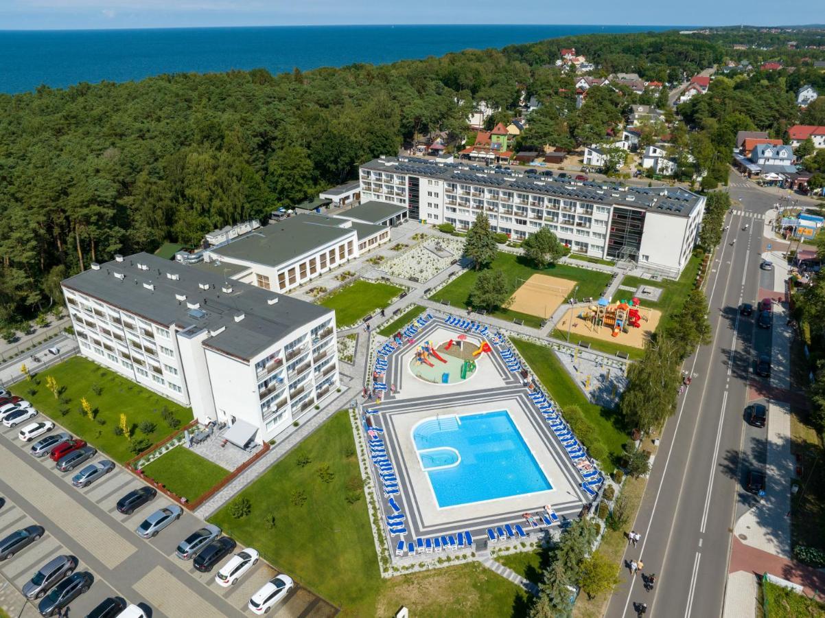 Zem-Tourist Hotel Пустково Екстериор снимка