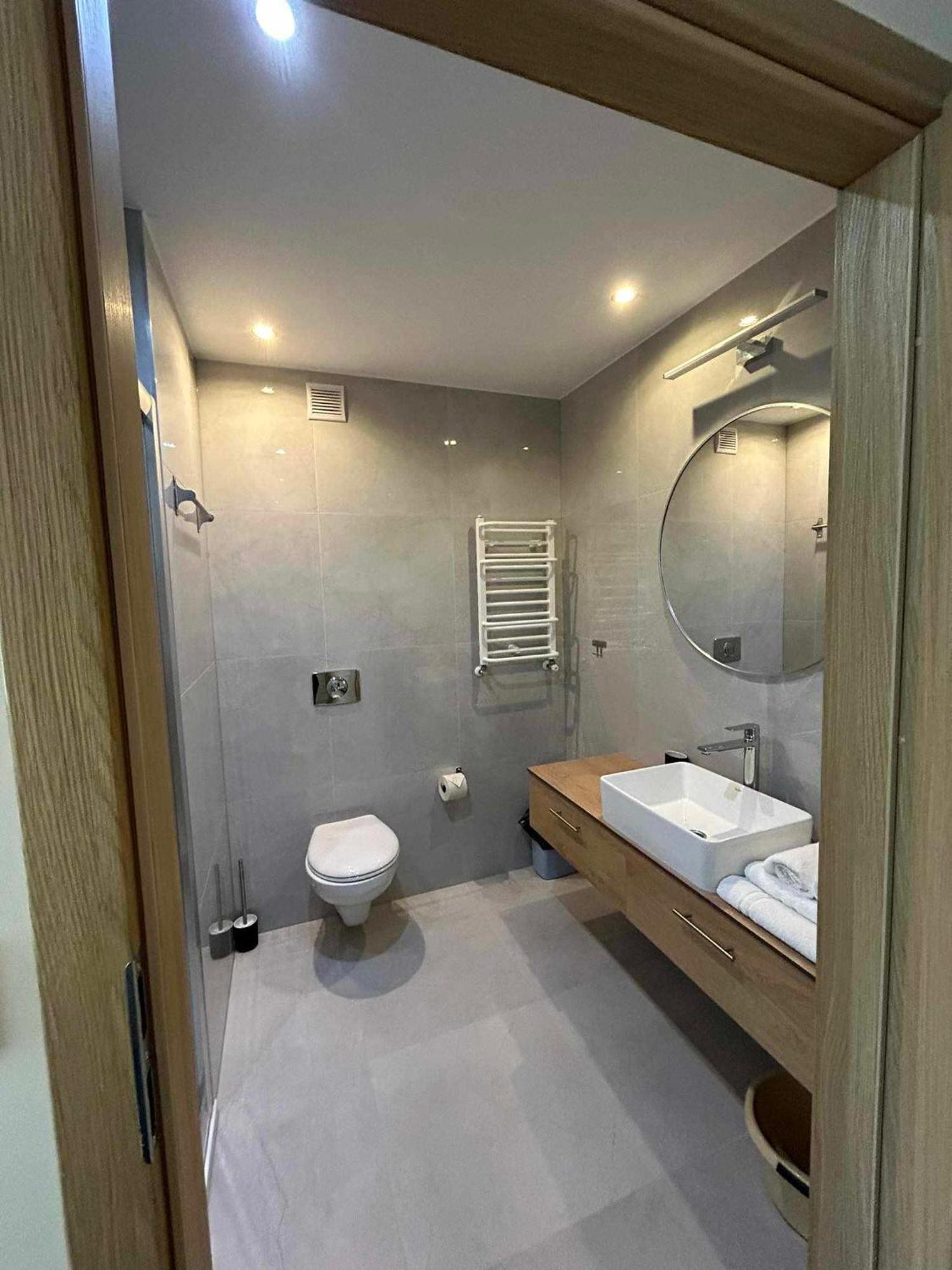 Zem-Tourist Hotel Пустково Екстериор снимка