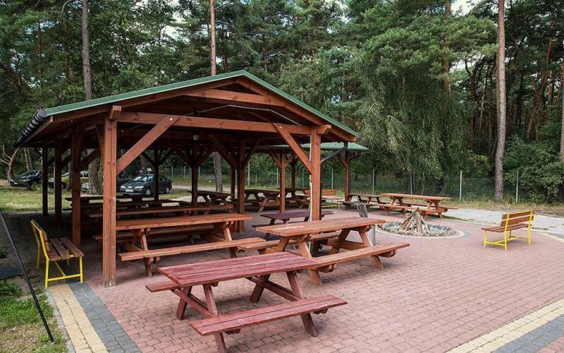 Zem-Tourist Hotel Пустково Екстериор снимка